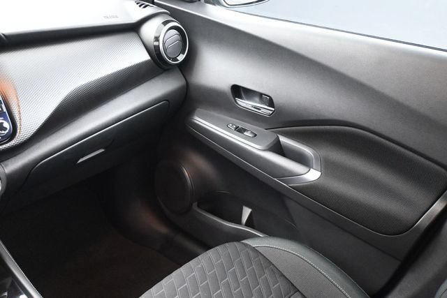 Used 2024 Nissan Kicks SV FWD image 34