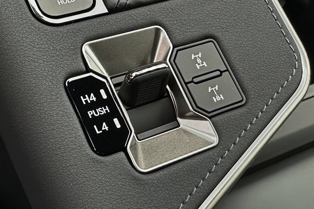 New 2026 Lexus GX 550 AWD/4WD image 23