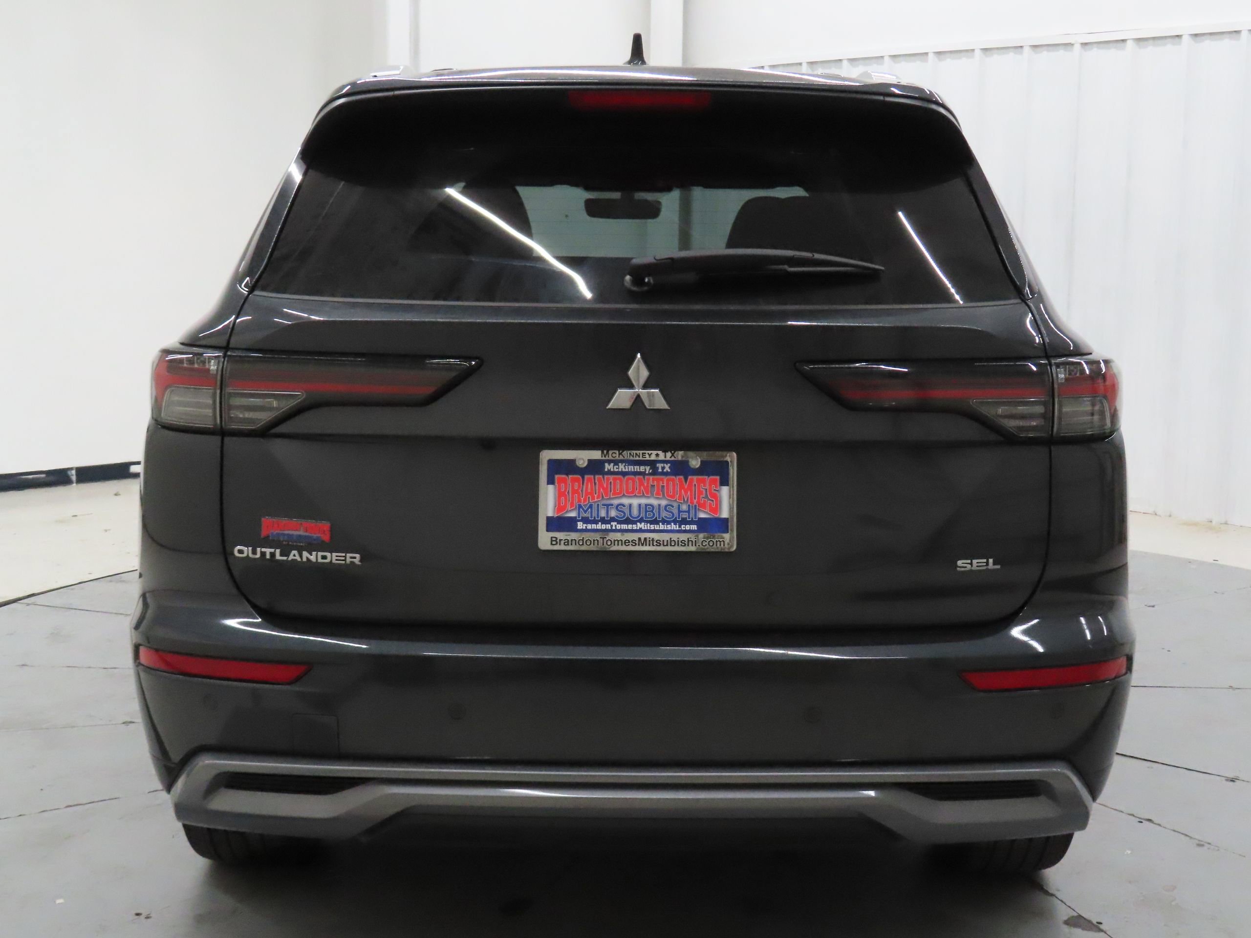 New 2026 Mitsubishi Outlander SEL FWD image 4