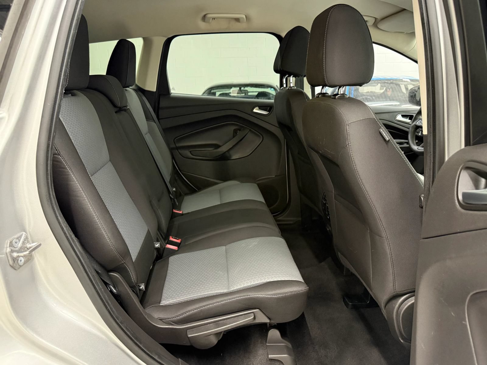 Used 2017 Ford Escape SE FWD image 22