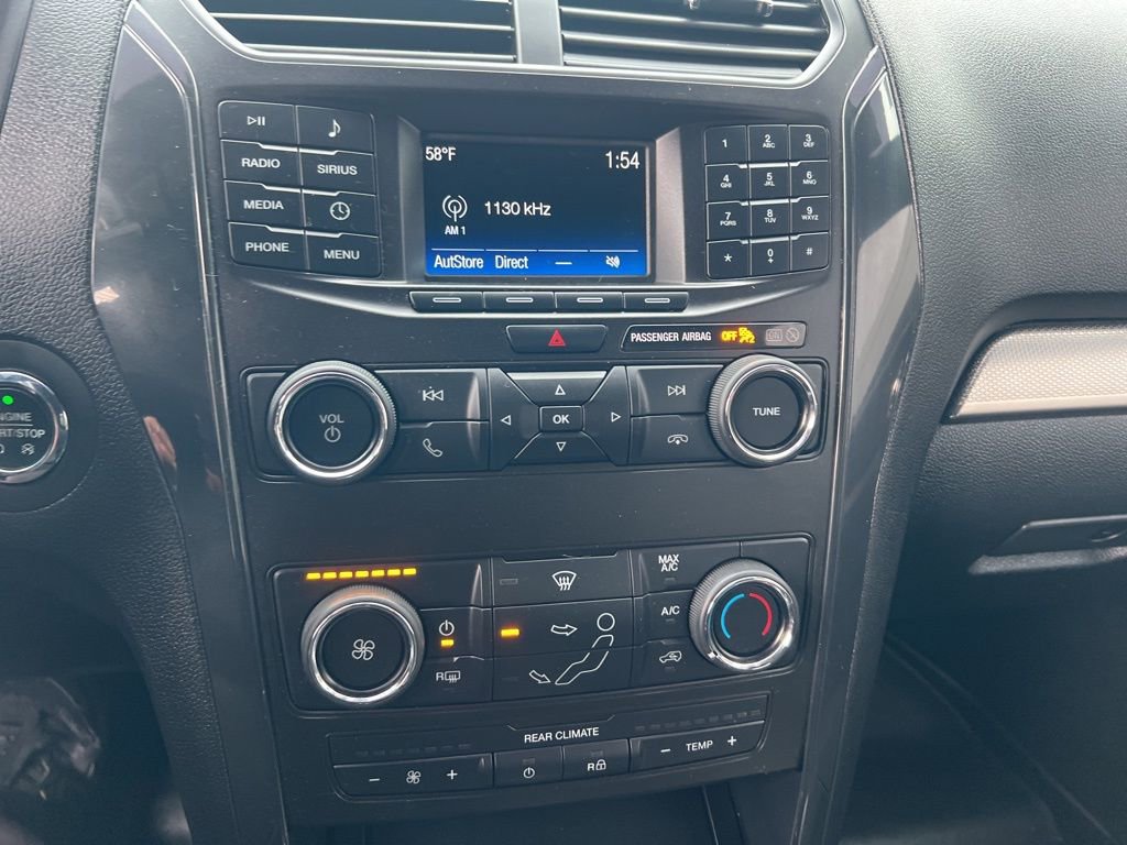 Used 2018 Ford Explorer XLT image 54