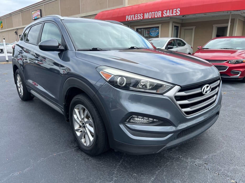 Used 2017 Hyundai Tucson SE image 1