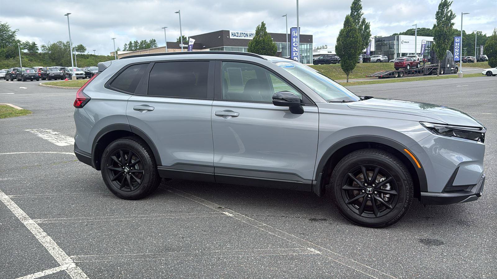 Certified 2026 Honda CR-V Sport image 3