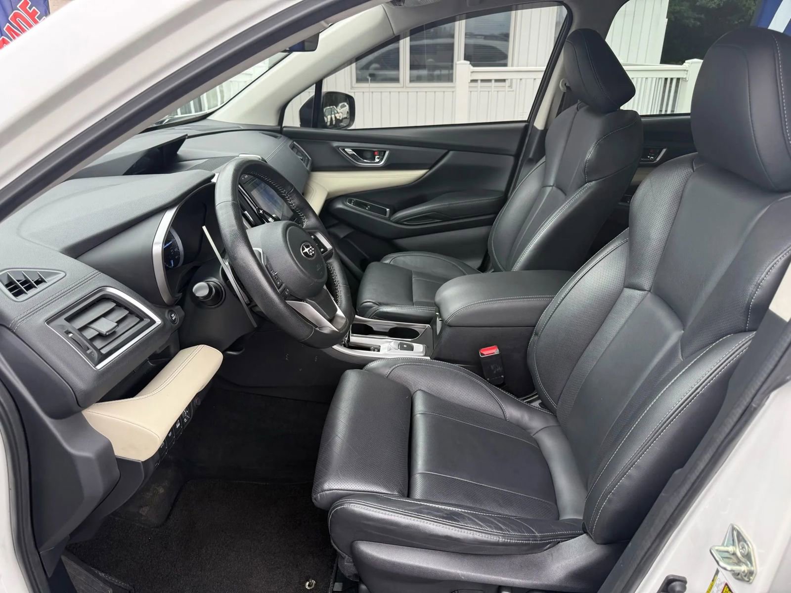 Used 2020 Subaru Ascent Limited w/ Technology Package AWD/4WD image 15