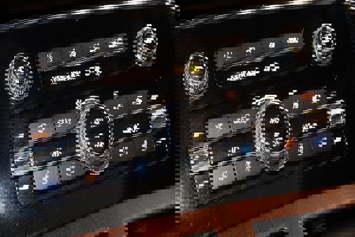 Used 2022 Lincoln Navigator Reserve image 34