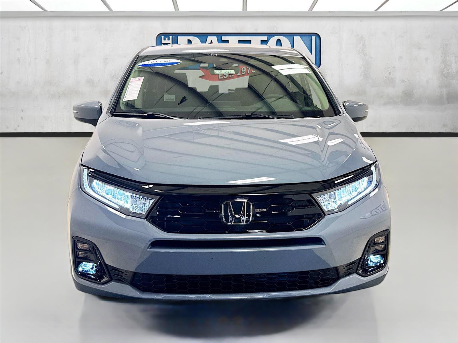 New 2026 Honda Odyssey Elite image 2