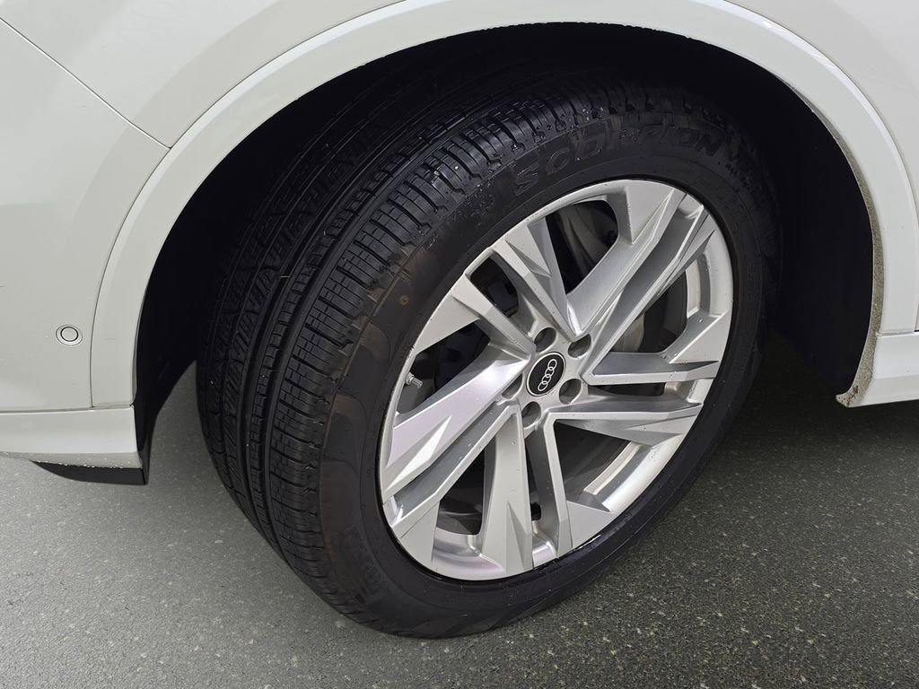 Used 2022 Audi Q7 3.0T Premium Plus AWD/4WD image 31