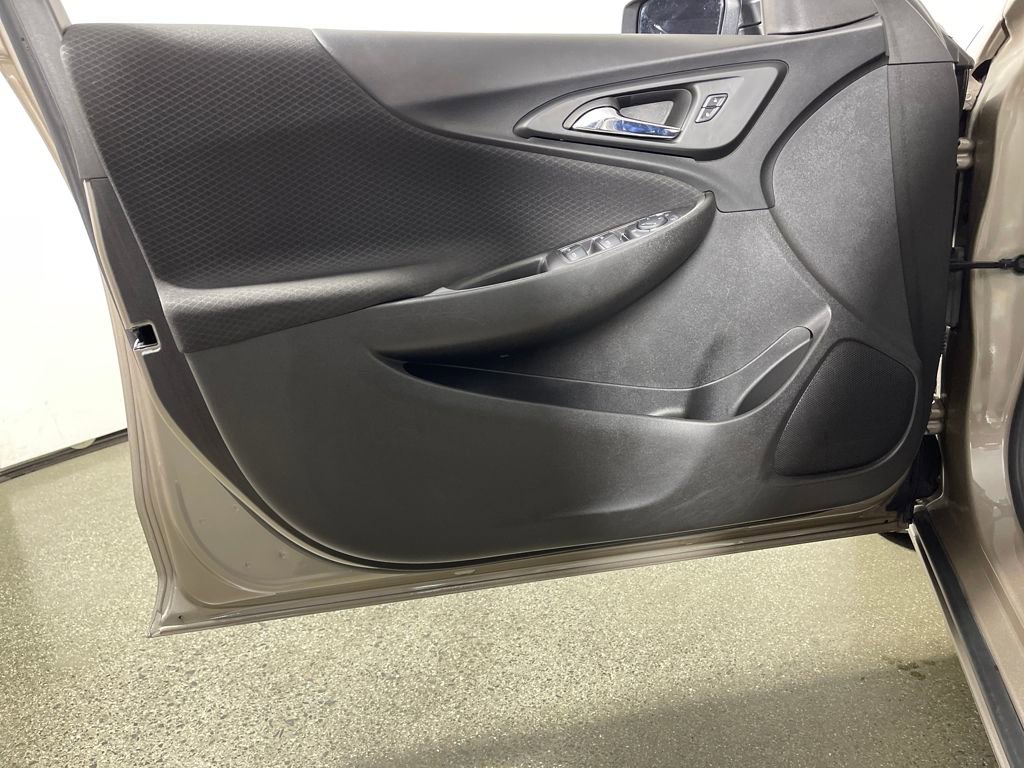 Used 2023 Chevrolet Malibu LT image 20