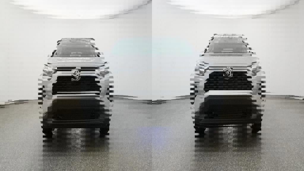 New 2025 Toyota RAV4 XLE image 31