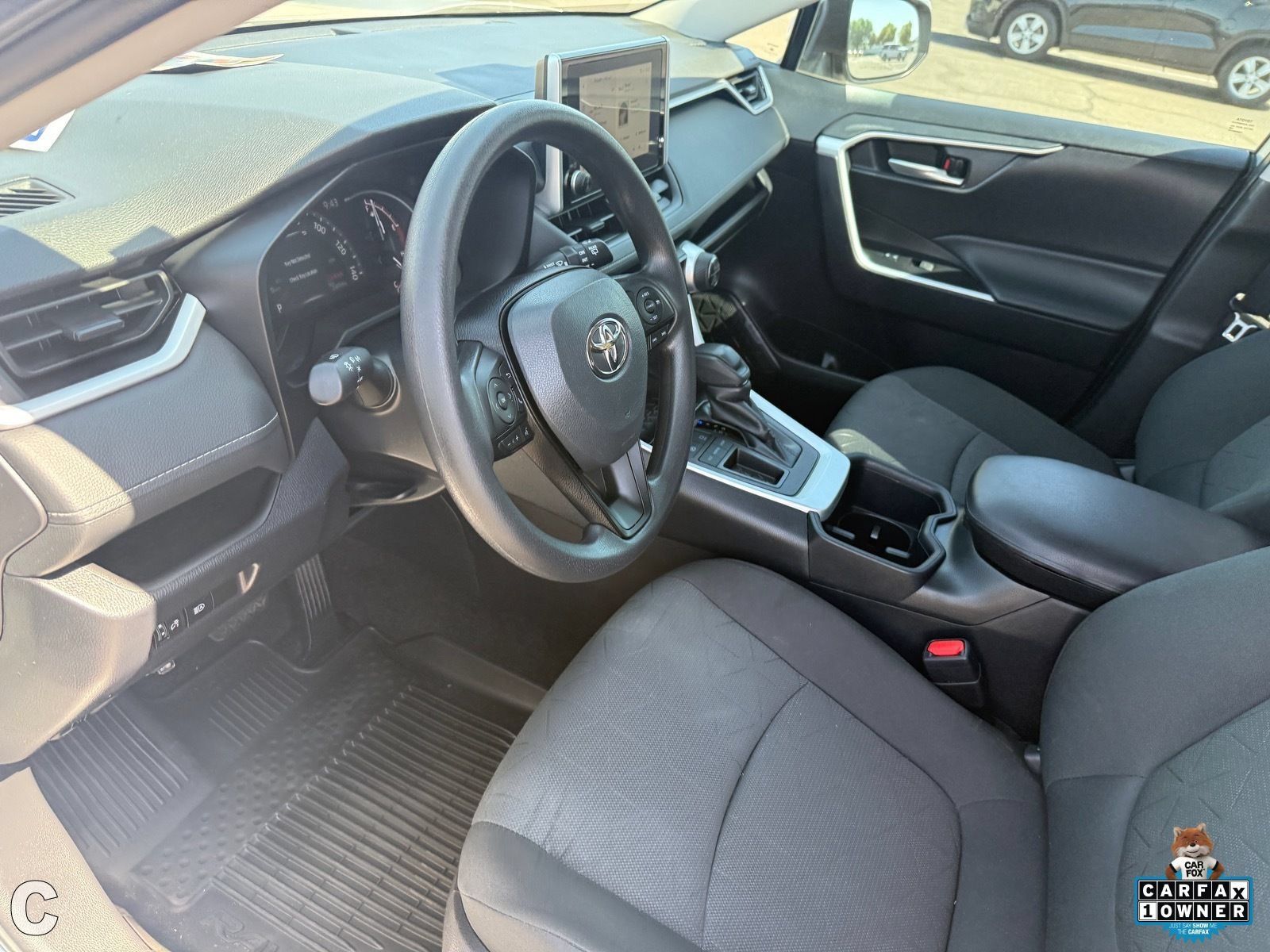 Used 2023 Toyota RAV4 XLE FWD image 19