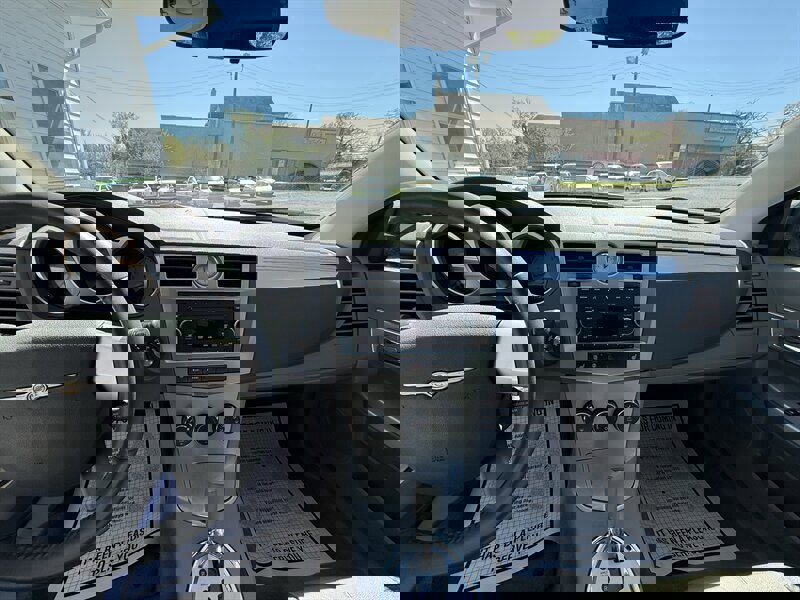 Used 2008 Chrysler Sebring Touring w/ Special Touring Group image 11