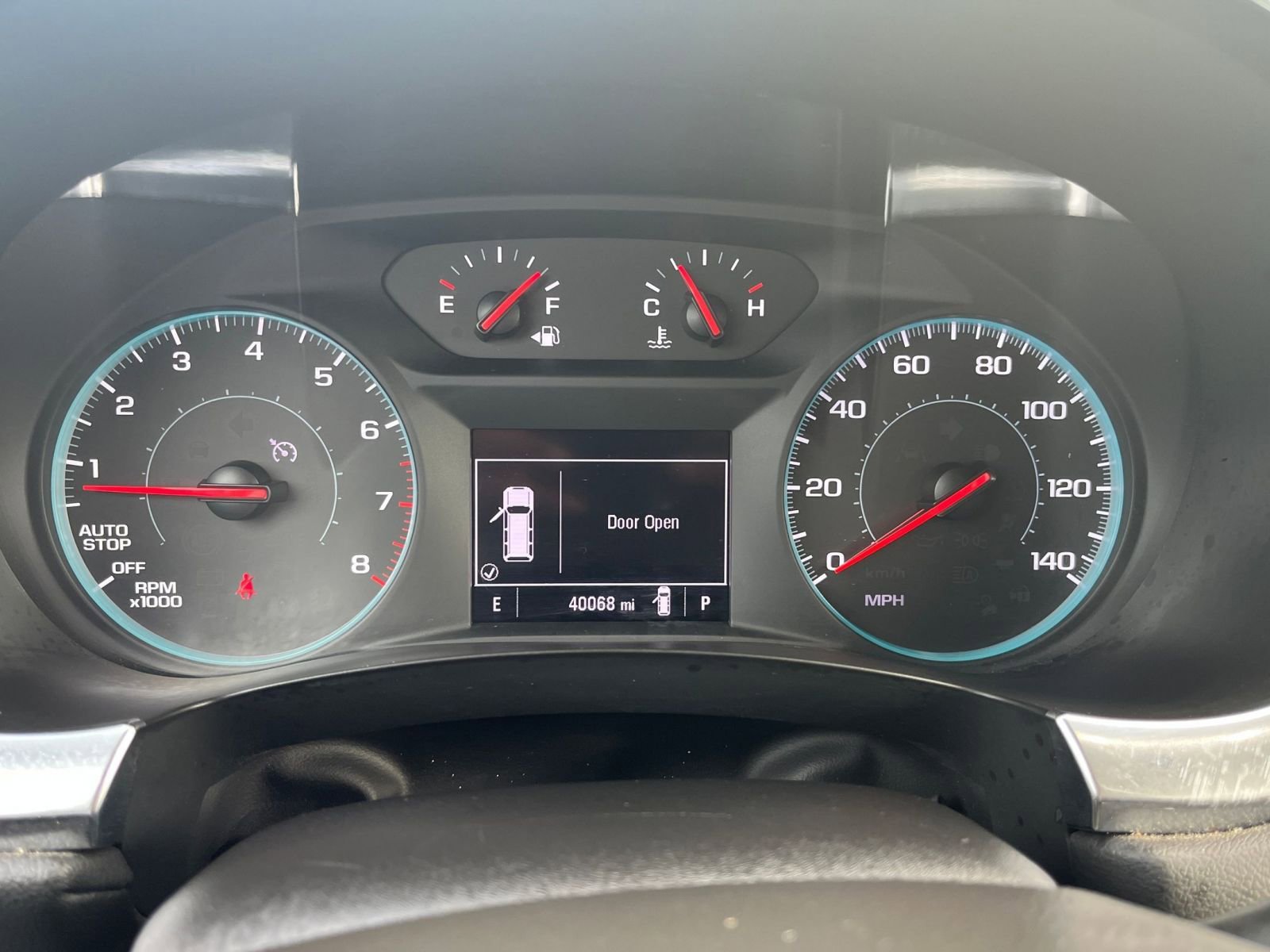 Used 2023 Chevrolet Traverse LT image 40