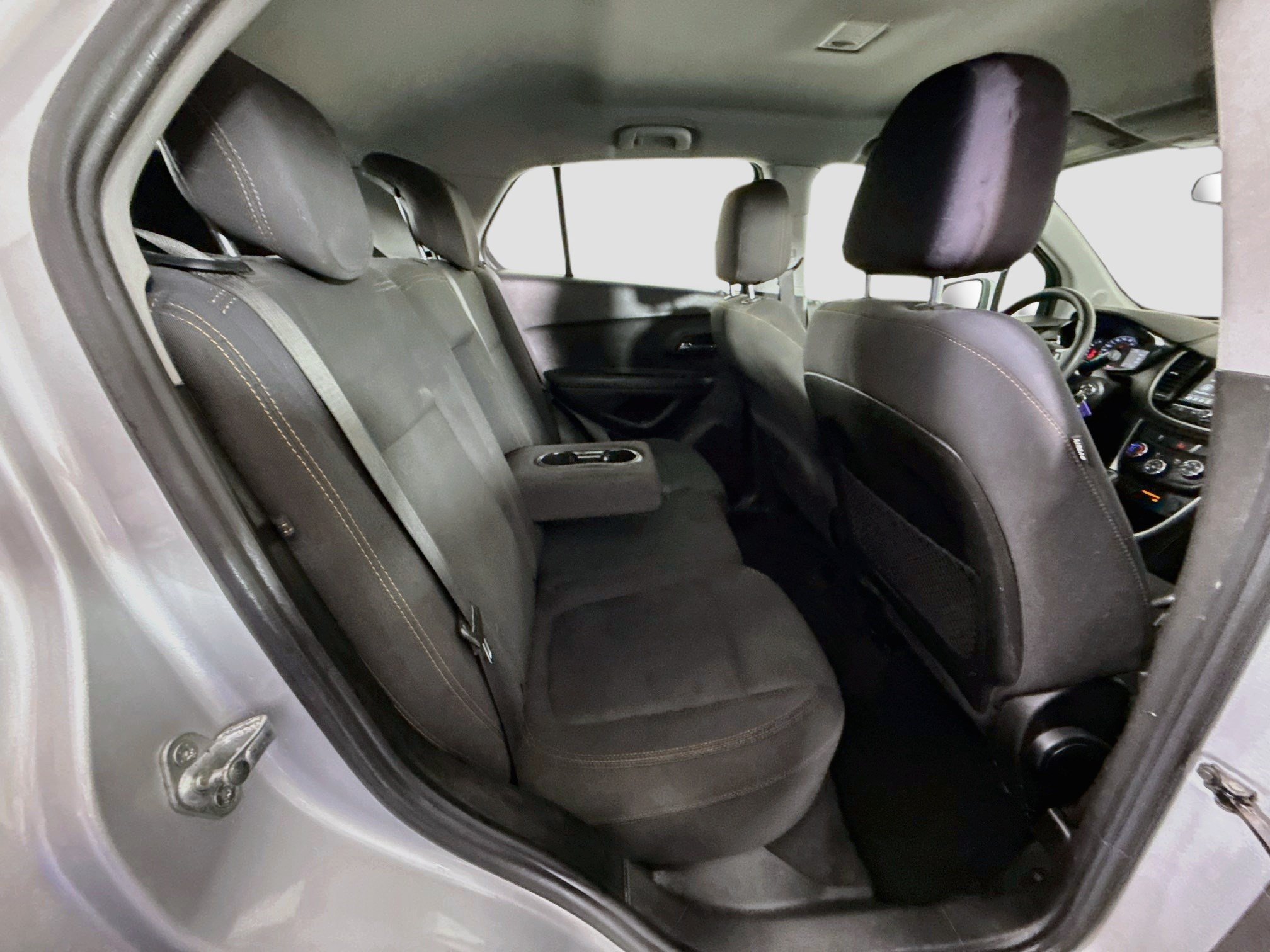 Used 2019 Chevrolet Trax LS FWD image 25