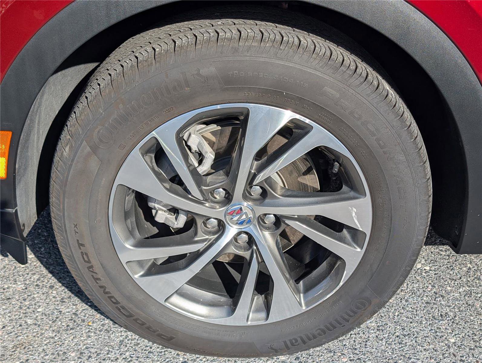 Used 2023 Buick Envision Essence image 10