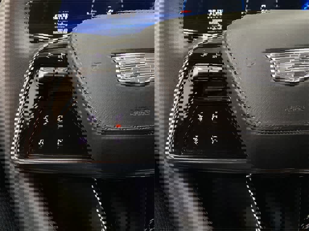 Certified 2024 Cadillac Lyriq Luxury w/ Nappa Leather Package image 21