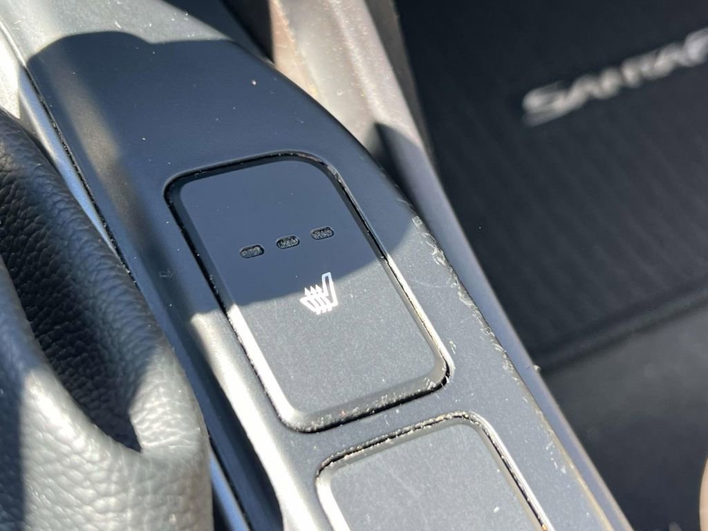 Used 2017 Hyundai Santa Fe Sport image 37