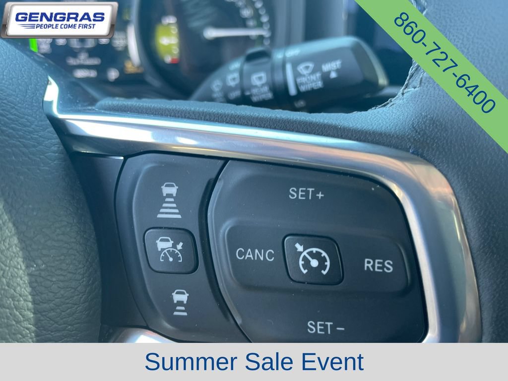 Used 2025 Jeep Wrangler Unlimited Sahara AWD/4WD image 51