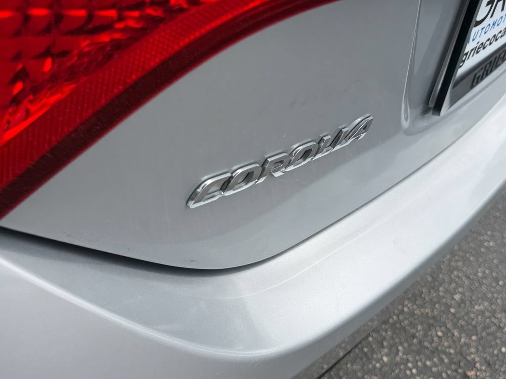 Used 2016 Toyota Corolla L FWD image 14