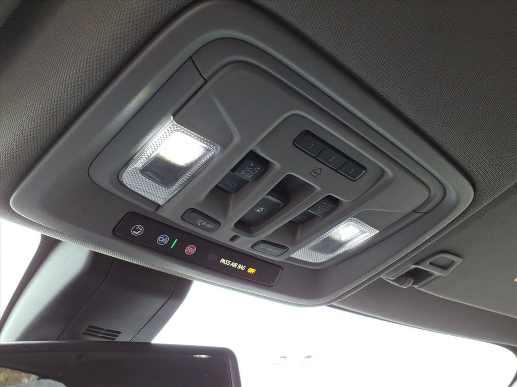 Used 2020 GMC Sierra 1500 SLT w/ SLT Premium Plus Package image 24