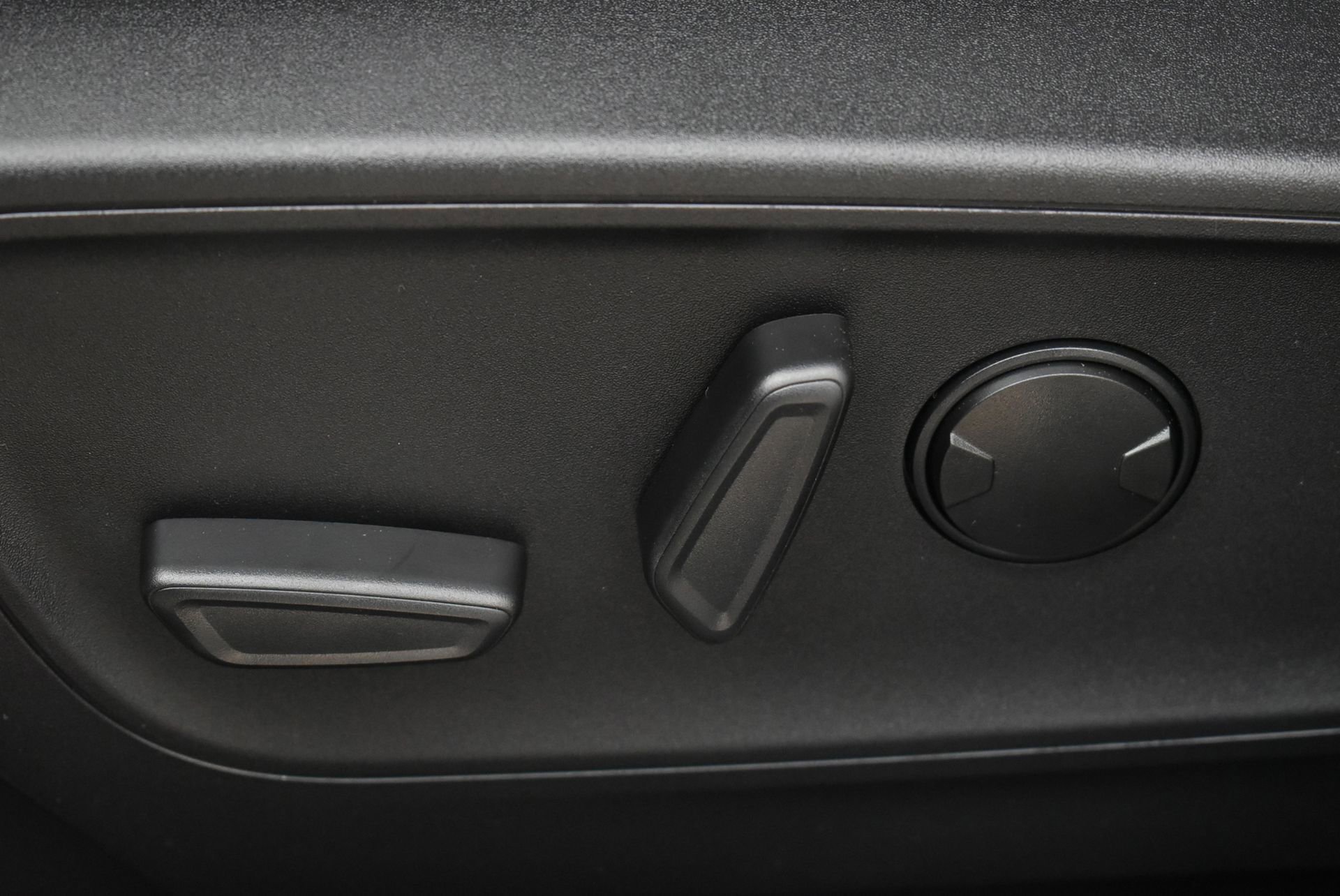 New 2026 Ford Escape ST-Line Select w/ Tech Pack #1 image 14