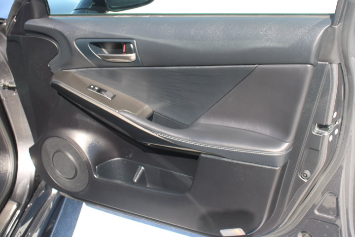 Used 2025 Lexus IS 350 F Sport RWD image 18