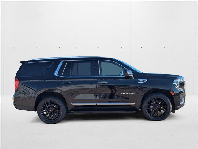 Used 2023 GMC Yukon SLT image 4