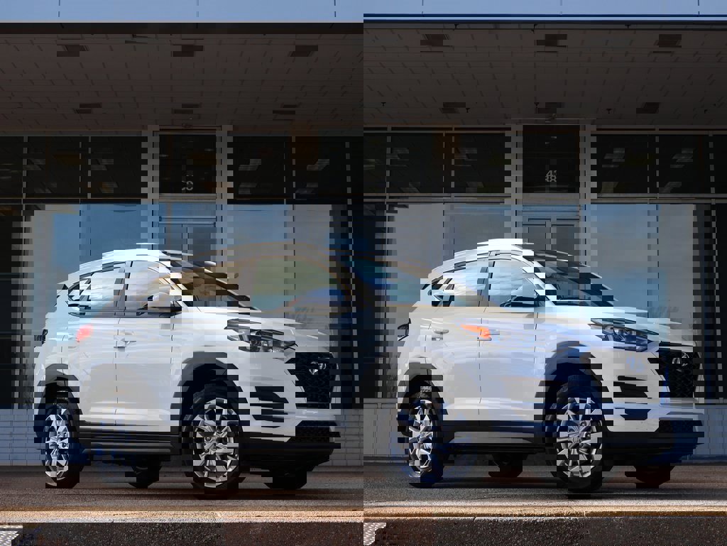 Used 2019 Hyundai Tucson Value w/ Cargo Package image 2