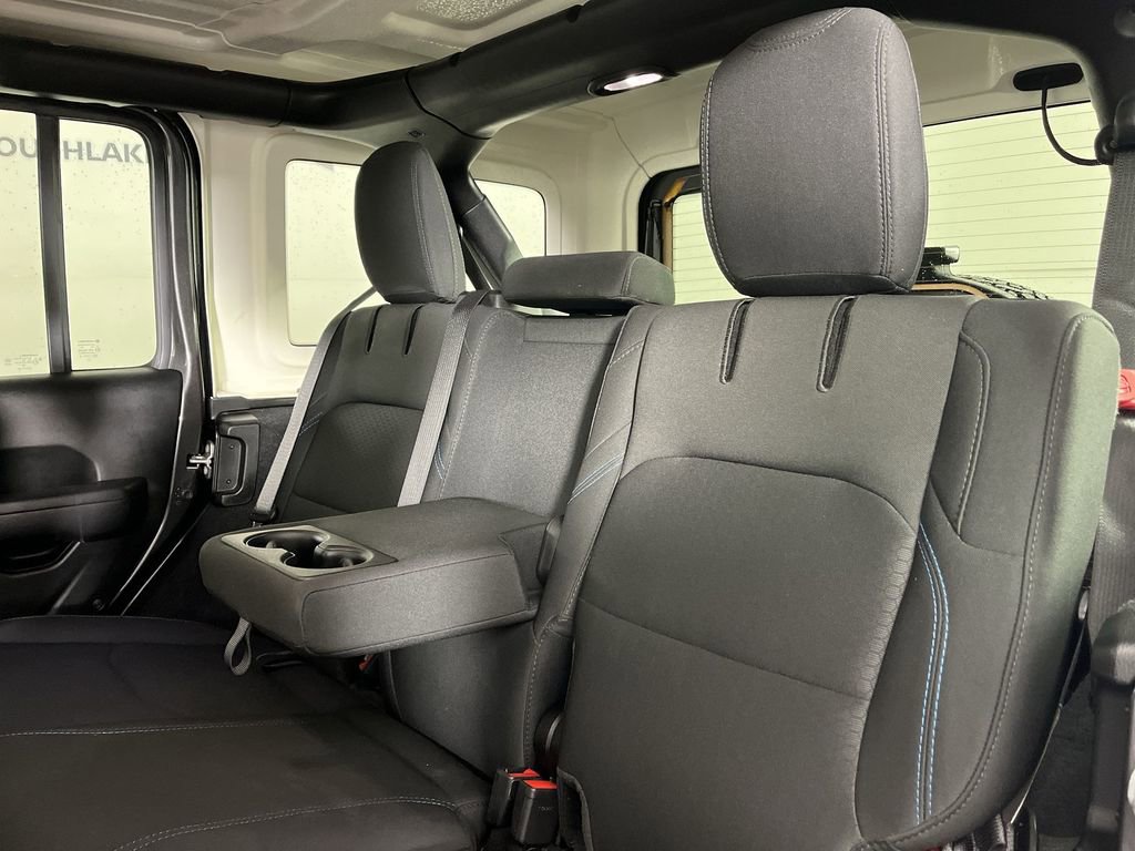 Used 2023 Jeep Wrangler Unlimited Rubicon 4xe AWD/4WD image 22