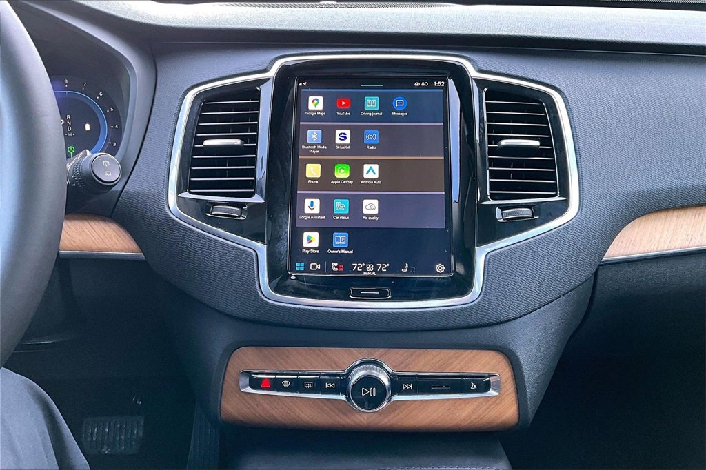 Used 2024 Volvo XC90 B6 Plus w/ Protection Package Premier image 15