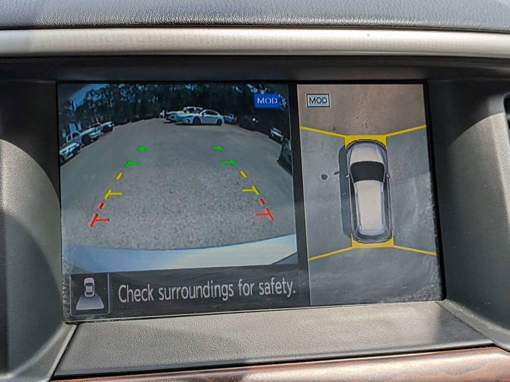 Used 2017 Nissan Pathfinder Platinum image 21