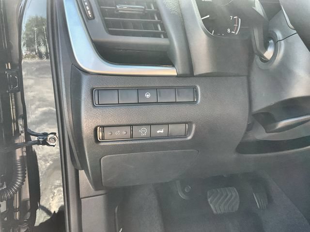 New 2026 Nissan Rogue SV w/ Rock Creek Premium Package AWD/4WD image 19