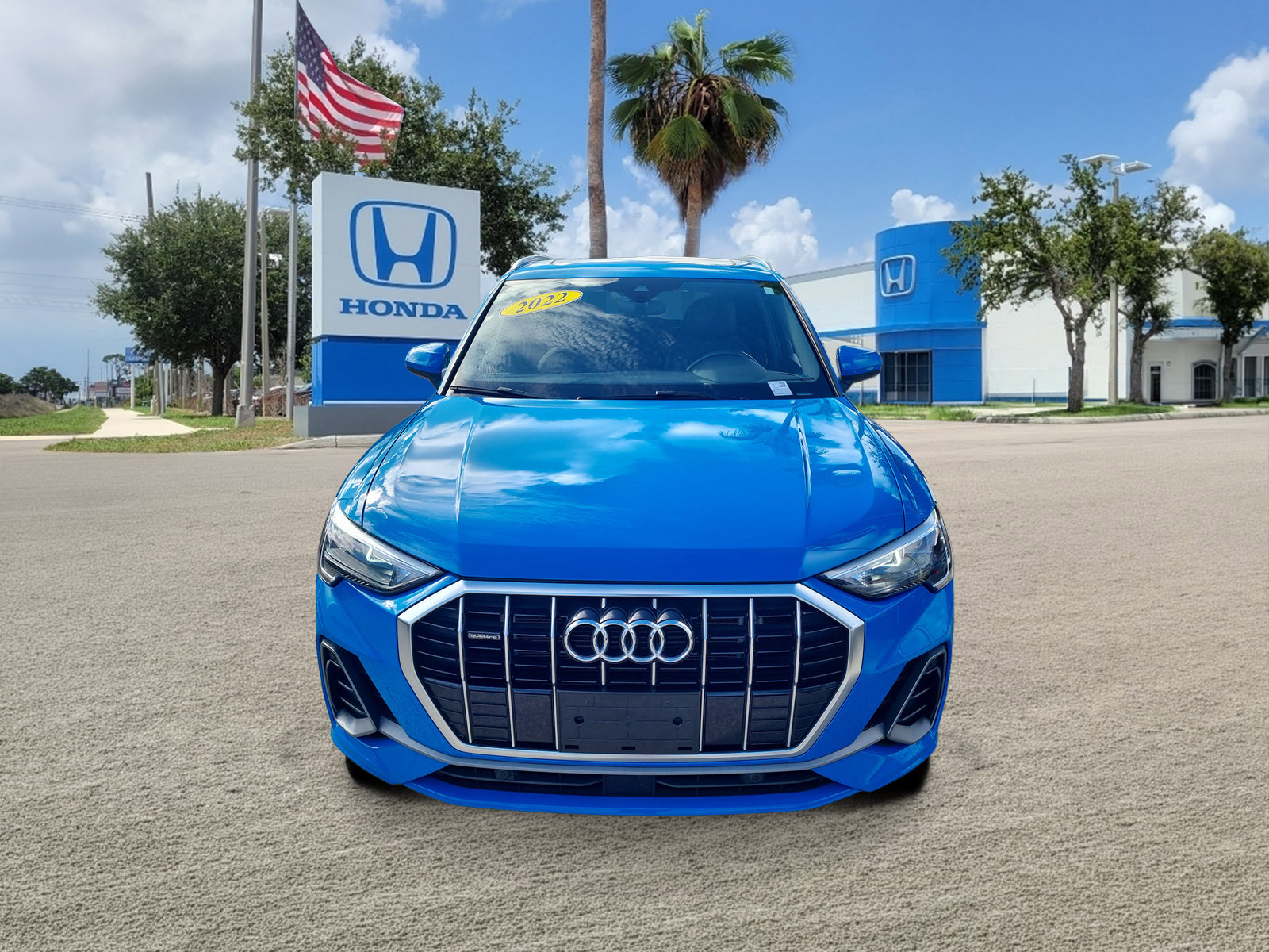 Used 2022 Audi Q3 2.0T Premium AWD/4WD image 2