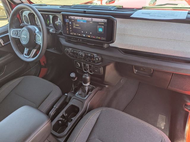 Used 2025 Jeep Wrangler Unlimited Sahara w/ Safety Group image 12