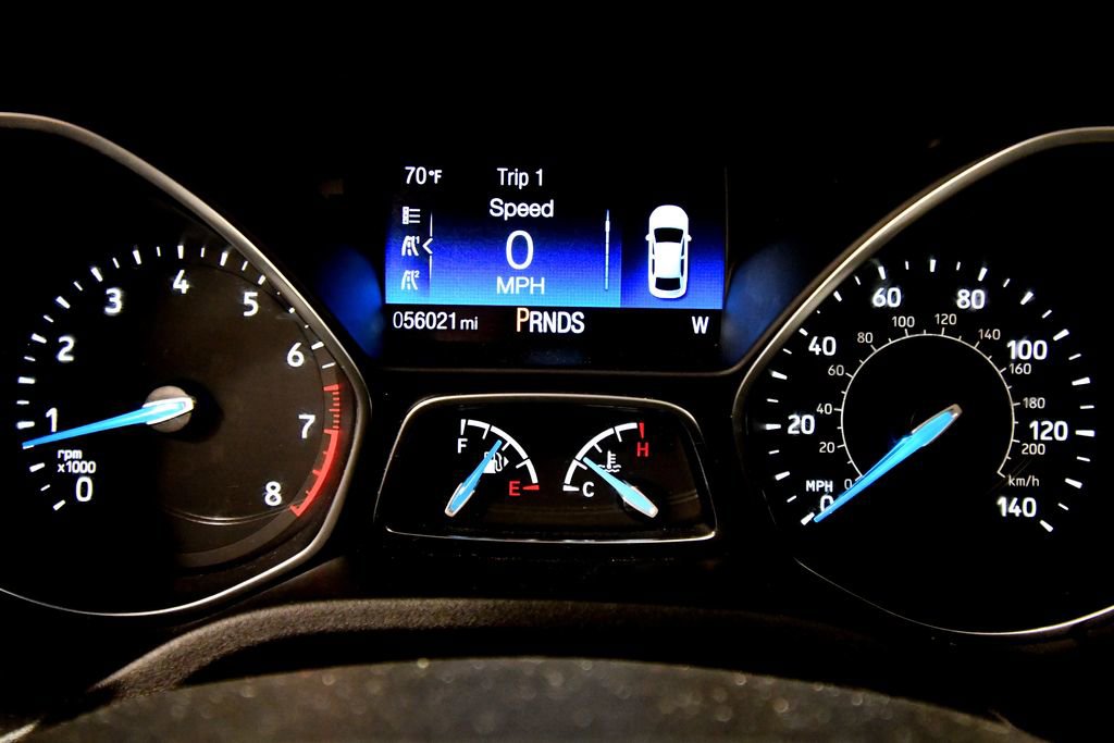 Used 2016 Ford Focus SE w/ SE Sport Package FWD image 21