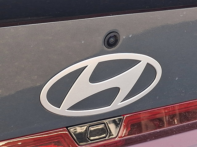 Certified 2025 Hyundai Elantra Sport image 30