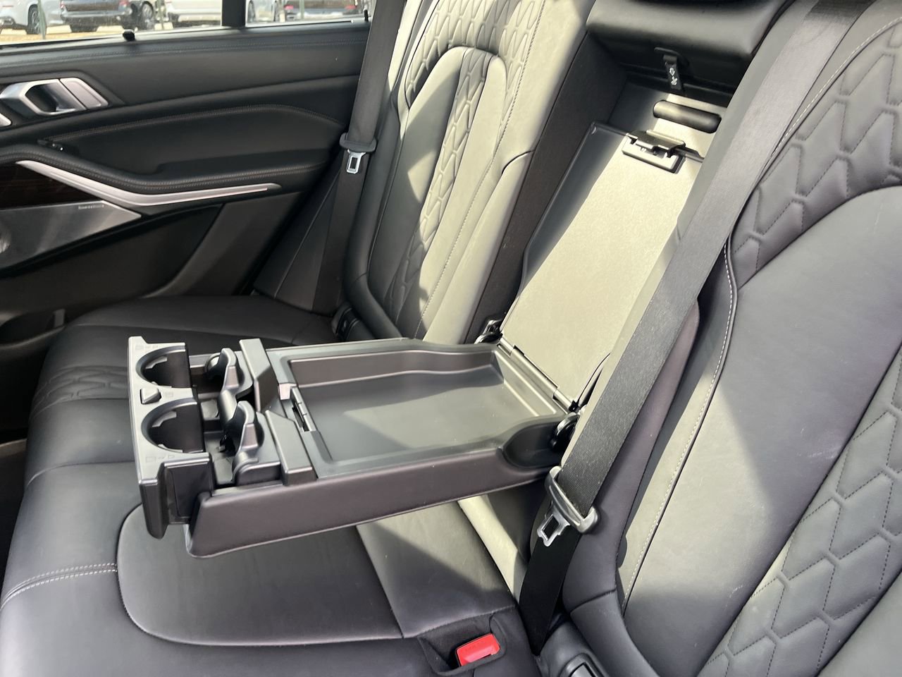 Used 2021 BMW X5 M50i w/ Executive Package image 33