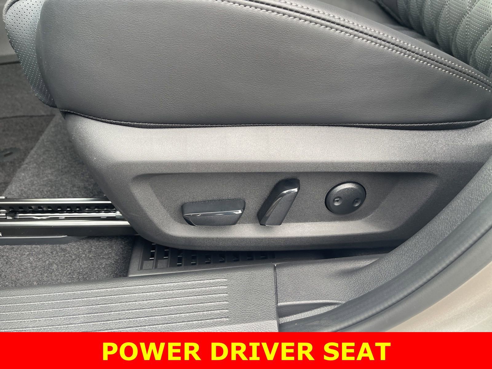 New 2026 Nissan Rogue Platinum image 19