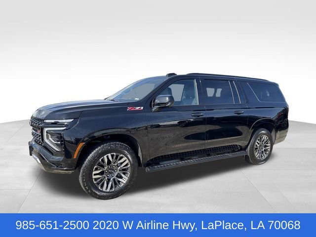 Used 2025 Chevrolet Suburban Z71 image 1