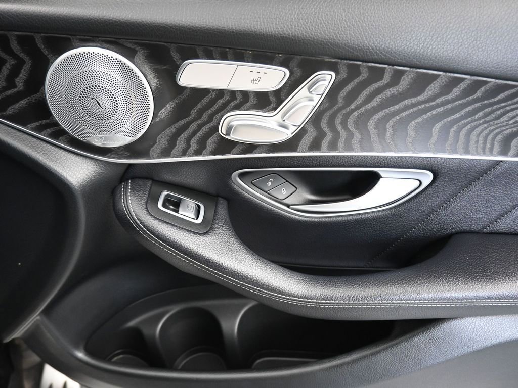 Used 2018 Mercedes-Benz GLC 300 4MATIC Coupe image 52