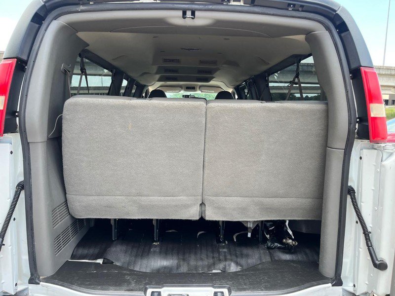 Used 2012 Chevrolet Express 3500 LS RWD image 11
