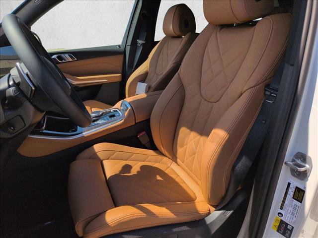 New 2026 BMW X5 xDrive50e w/ M Sport Package image 4