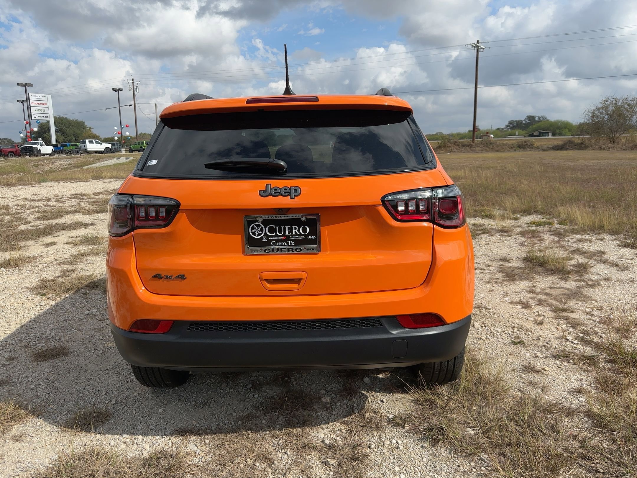 New 2026 Jeep Compass Latitude AWD/4WD image 4
