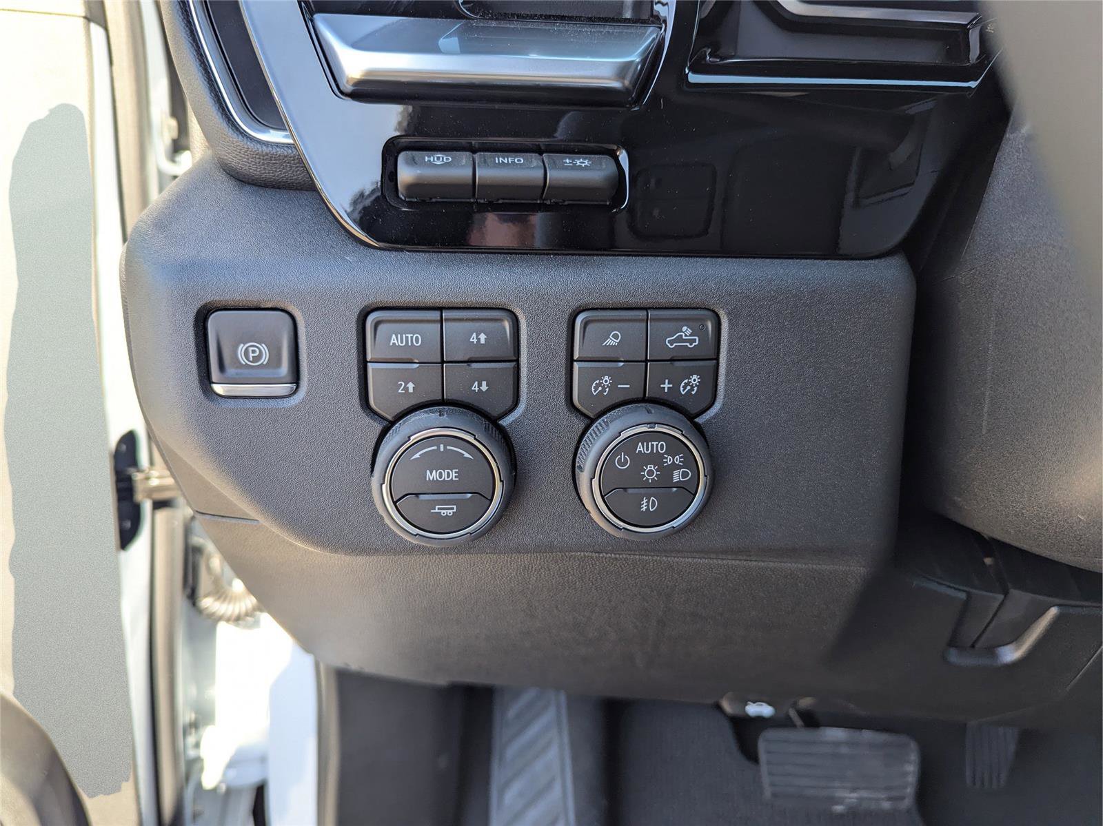 New 2026 Chevrolet Silverado 2500 High Country w/ High Country Premium Package image 11