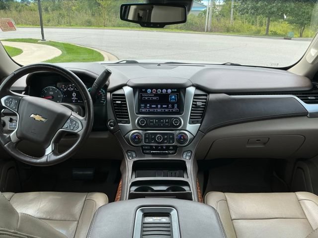 Used 2017 Chevrolet Suburban Premier AWD/4WD image 21
