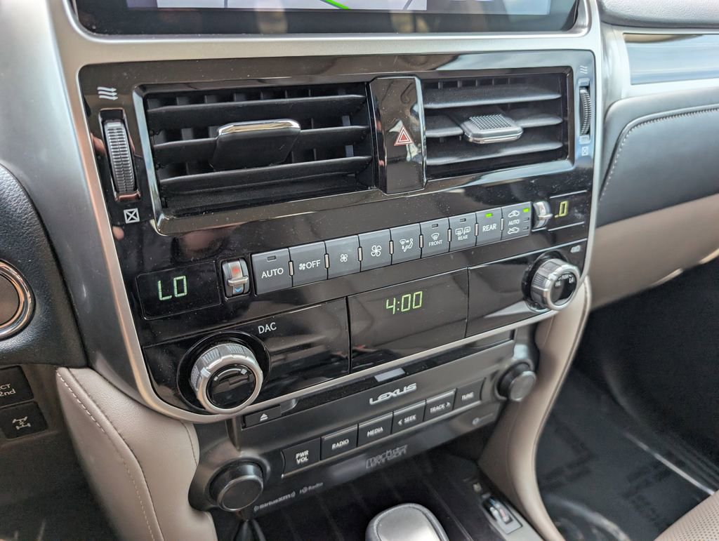 Used 2023 Lexus GX 460 Premium w/ Premium Plus Package AWD/4WD image 17