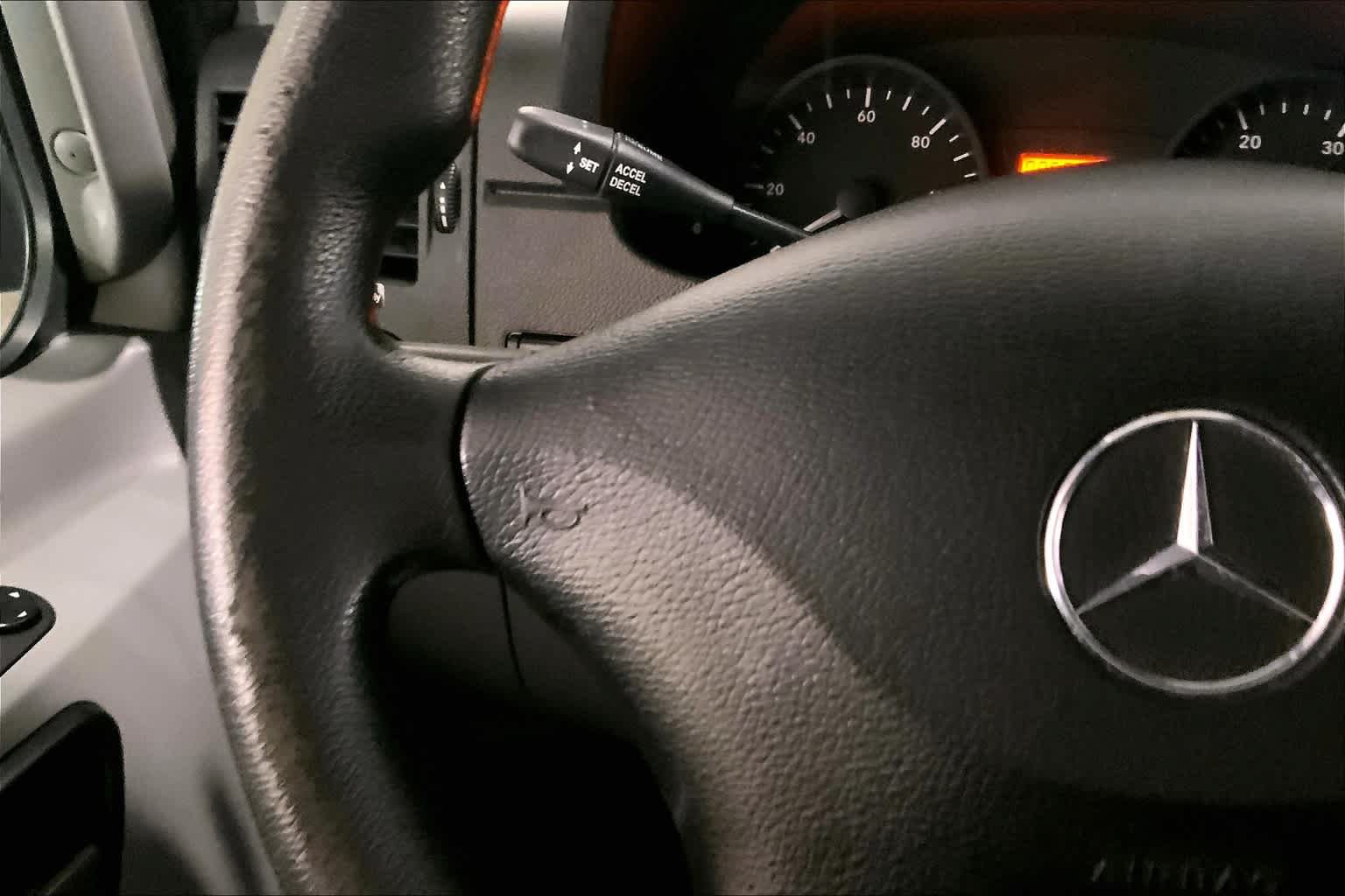 Used 2017 Mercedes-Benz Sprinter 2500 image 21