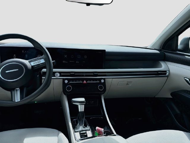 Certified 2025 Hyundai Tucson SEL FWD image 23