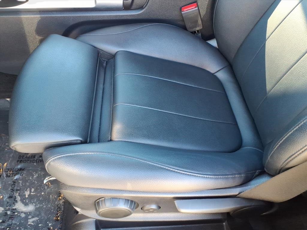 Used 2022 Mercedes-Benz GLB 250 4MATIC image 17