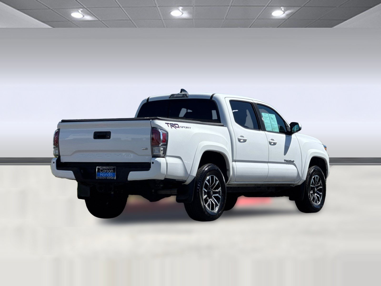 Used 2022 Toyota Tacoma TRD Sport w/ Technology Package RWD image 9
