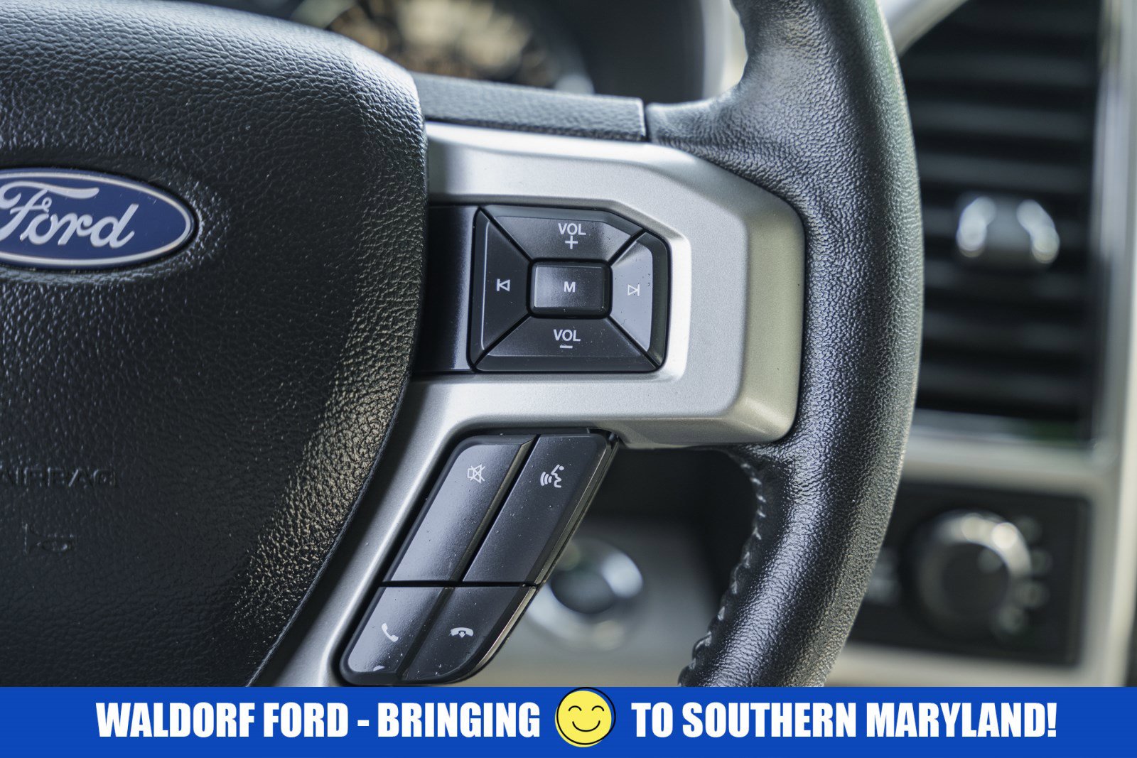 Used 2017 Ford F150 Lariat w/ Equipment Group 502A Luxury AWD/4WD image 37